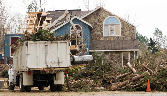 professional disaster cleanup service