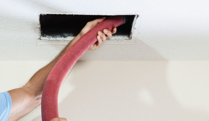 Professional duct cleaning service