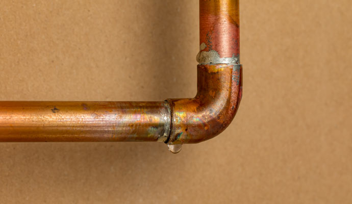 leak from water pipe